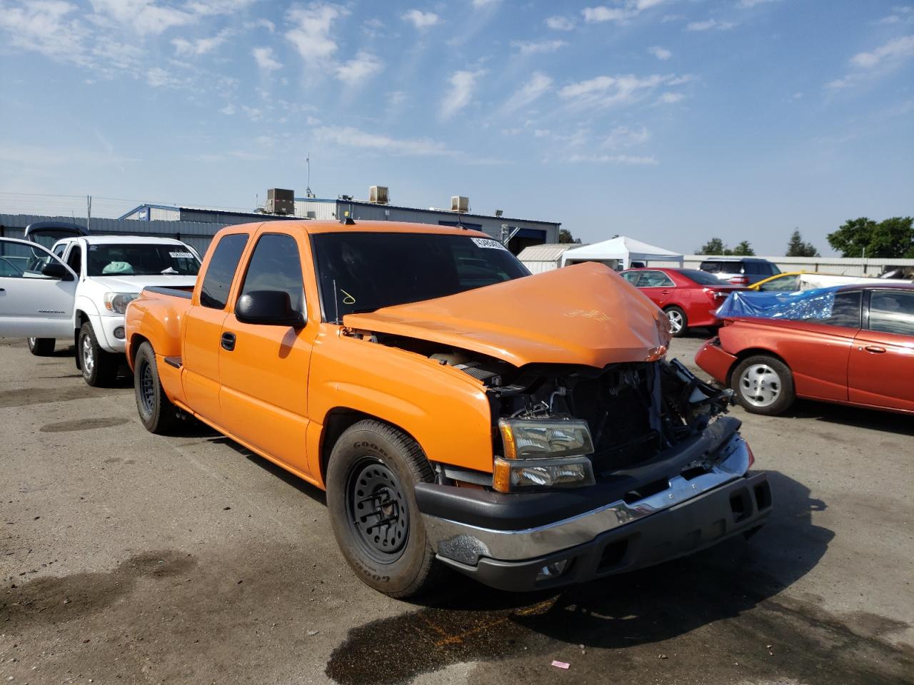 CHEVROLET SILVERADO 2004 with VIN 1GCEC19V54Z246187 - Photo from auction