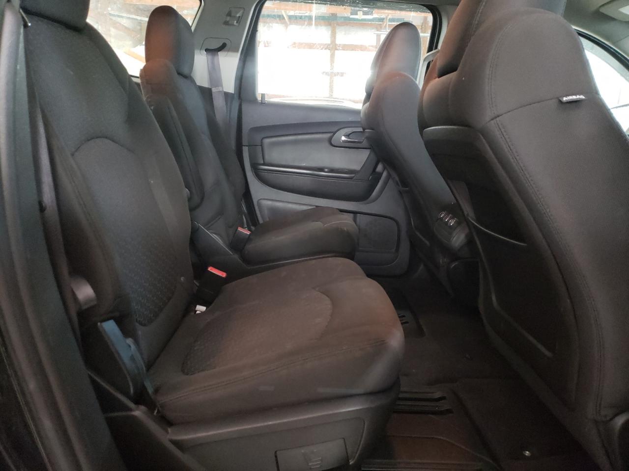 Photo 6 from auction – 2011 CHEVROLET TRAVERSE L with VIN 1GNKRGED1BJ137374