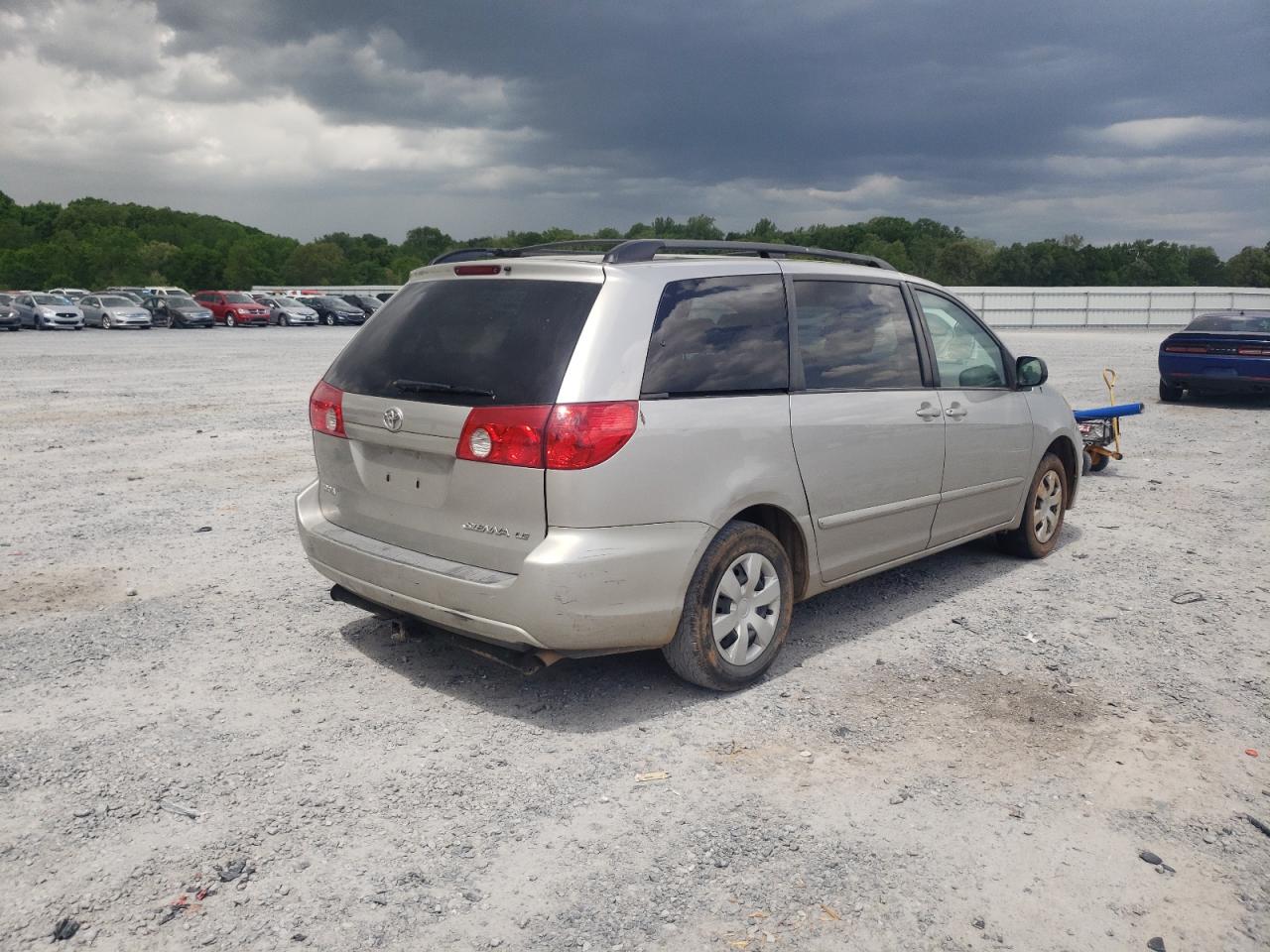 Photo 4 from auction – 2006 TOYOTA SIENNA CE with VIN 5TDZA23C06S513356