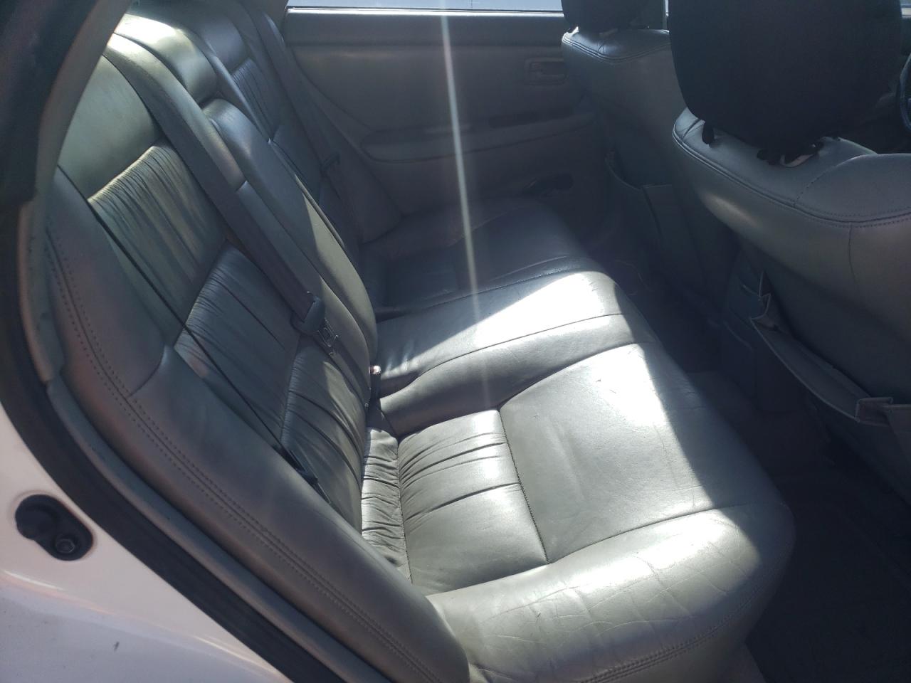Photo 6 from auction – 1997 LEXUS ES 300 with VIN JT8BF22G4V0056350