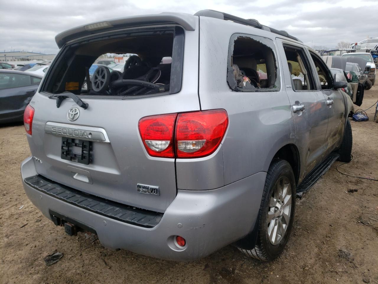 Photo 4 from auction – 2010 TOYOTA SEQUOIA LI with VIN 5TDKY5G12AS026000