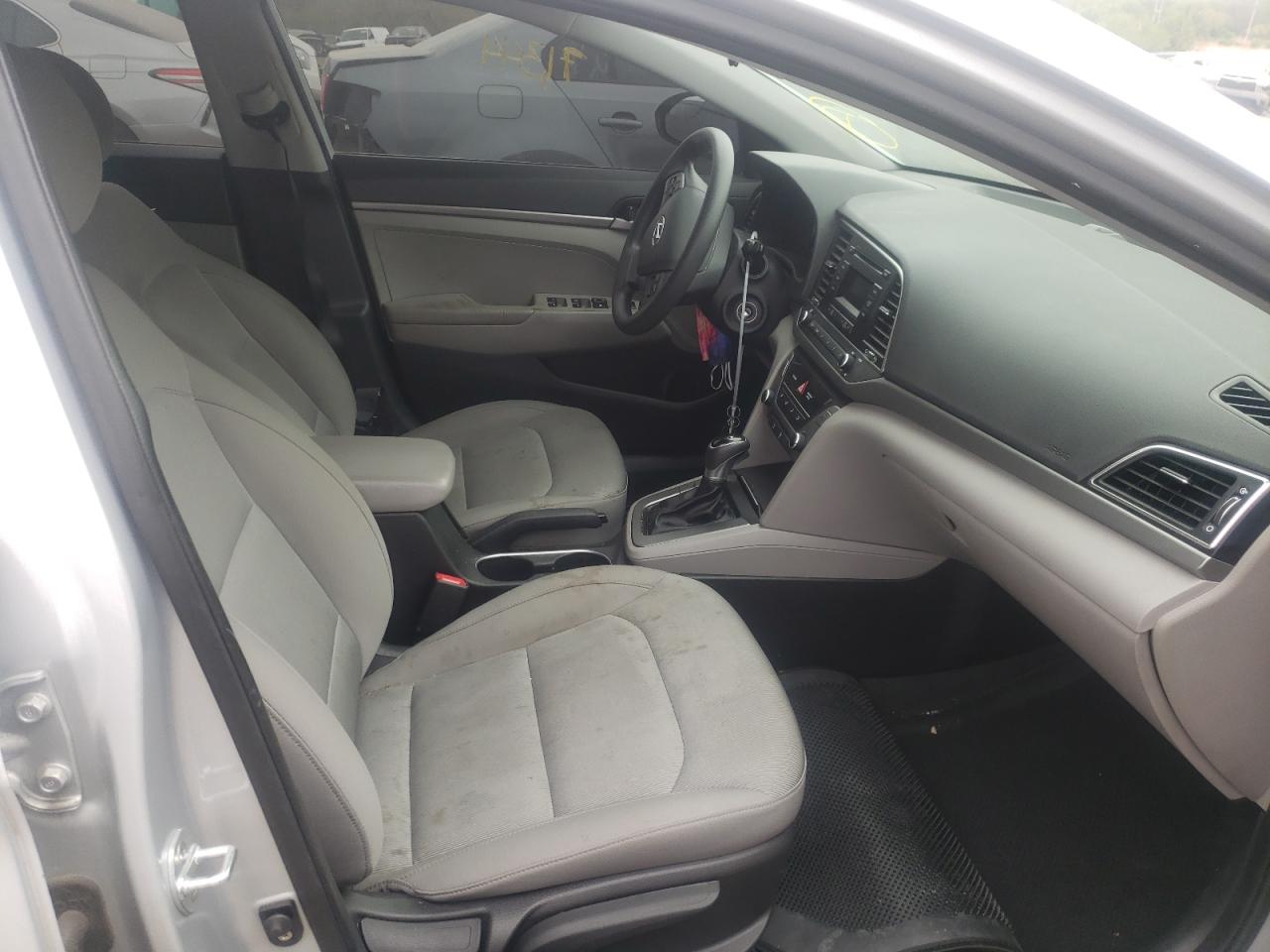 Photo 5 from auction – 2017 HYUNDAI ELANTRA SE with VIN KMHD74LF5HU402004