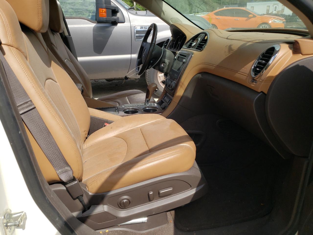 Photo 5 from auction – 2015 BUICK ENCLAVE with VIN 5GAKRBKD7FJ218967