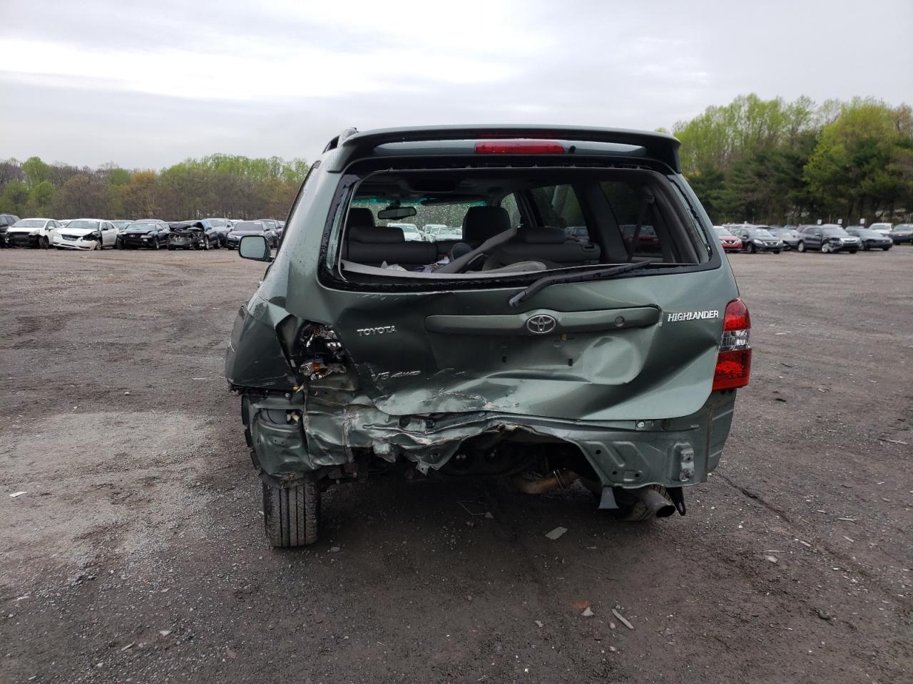 Photo 9 from auction – 2004 TOYOTA HIGHLANDER with VIN JTEEP21A140042960