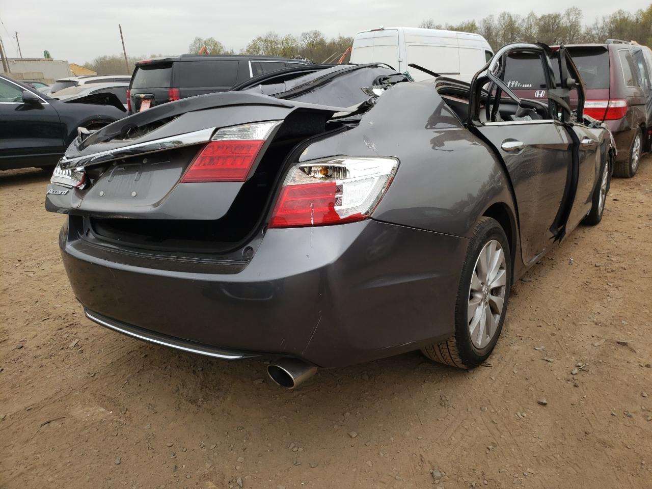 Photo 4 from auction – 2015 HONDA ACCORD EXL with VIN 1HGCR2F89FA133663