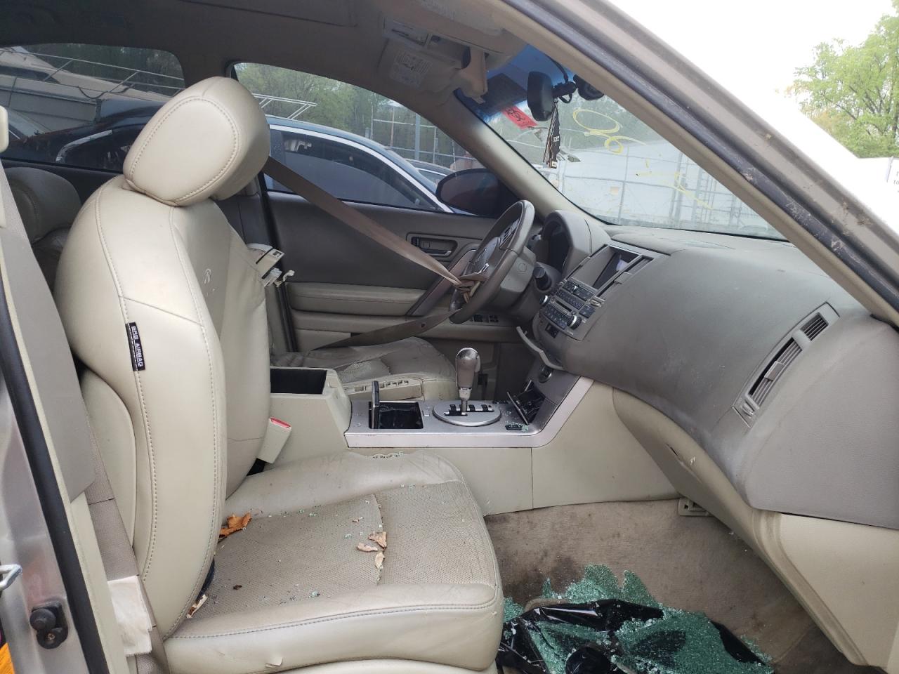 Photo 5 from auction – 2003 INFINITI FX35 with VIN JNRAS08WX3X207482