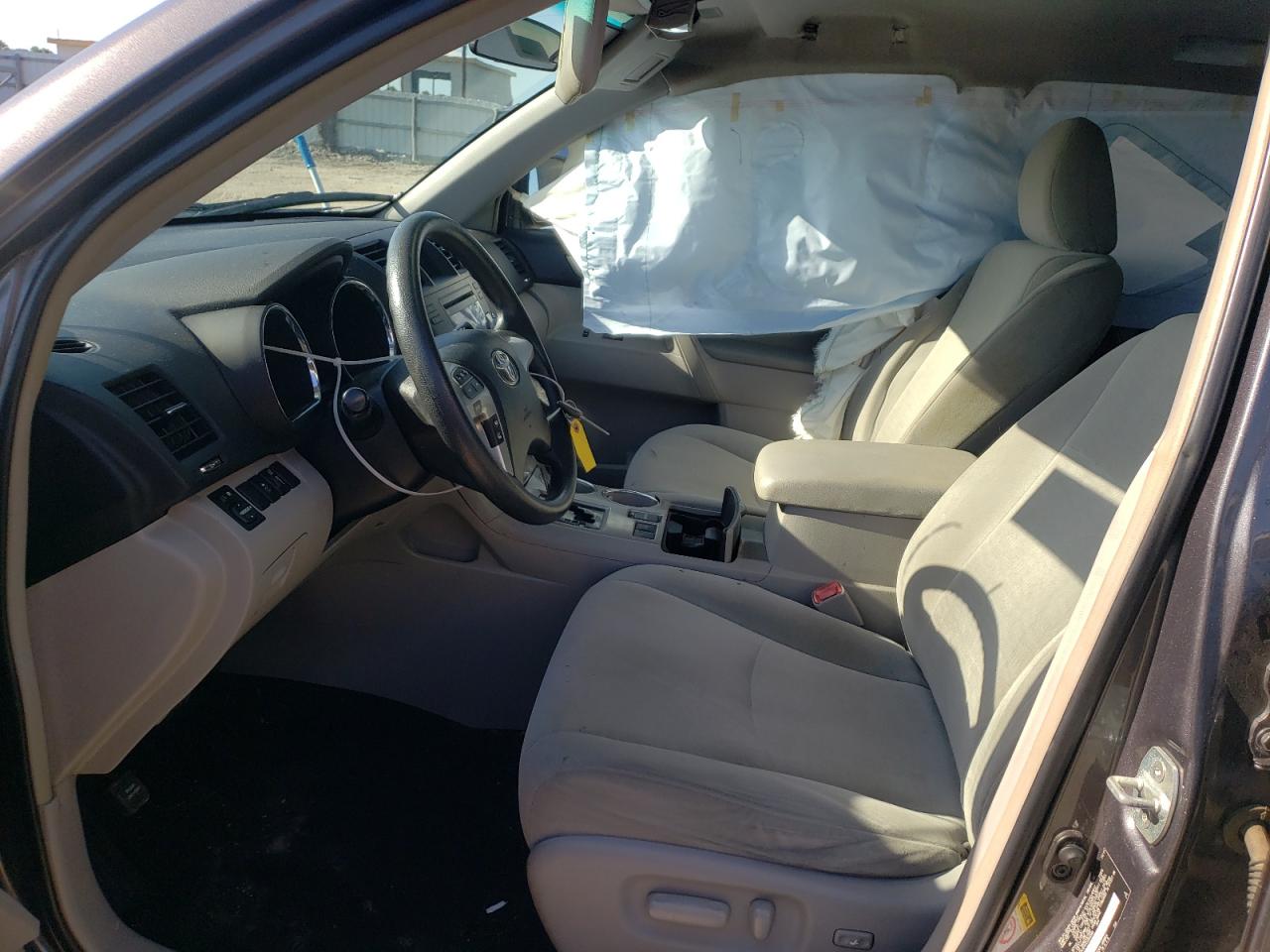 Photo 5 from auction – 2012 TOYOTA HIGHLANDER with VIN 5TDZK3EH3CS060986