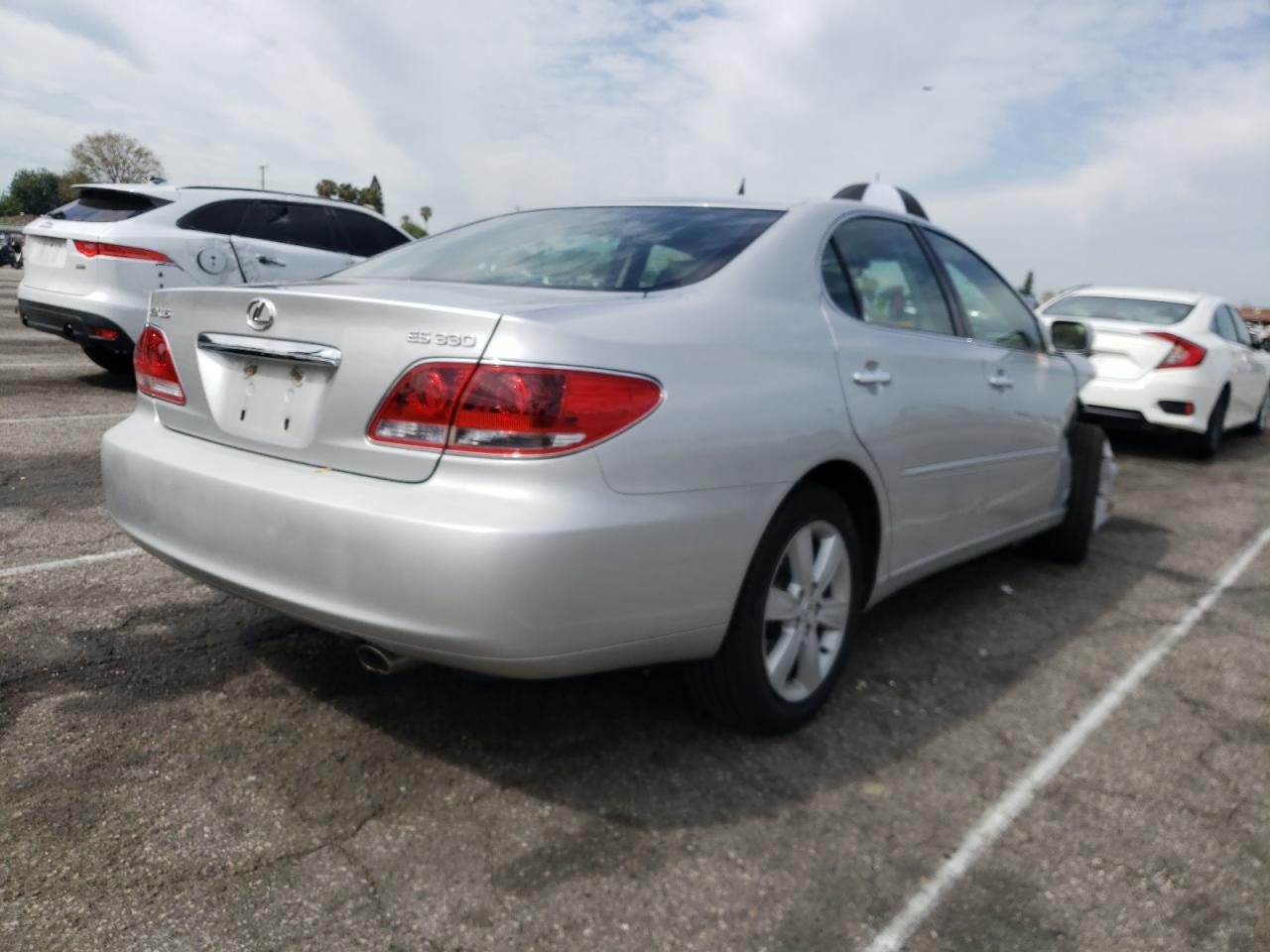Photo 4 from auction – 2005 LEXUS ES 330 with VIN JTHBA30G555112290