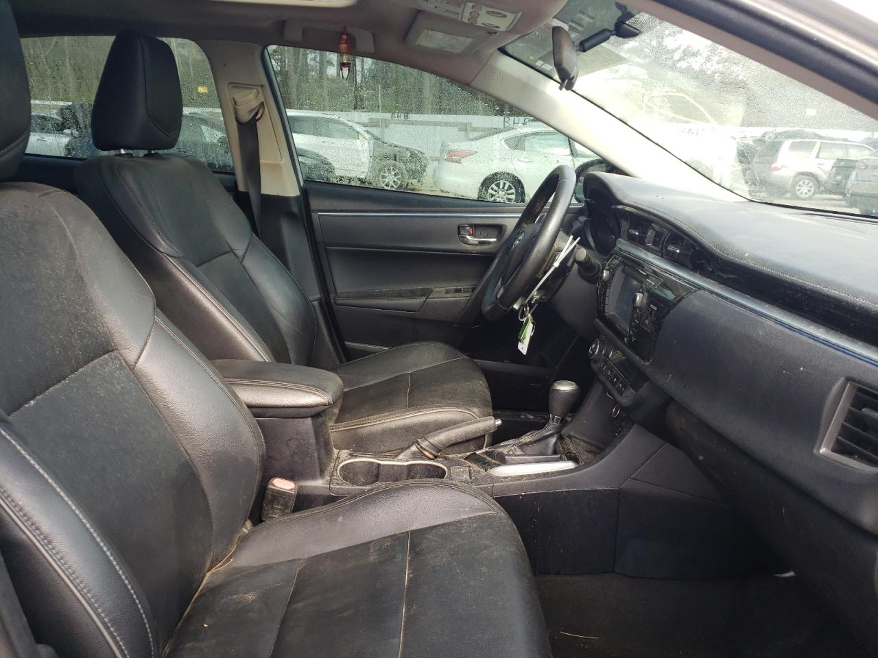Photo 5 from auction – 2014 TOYOTA COROLLA L with VIN 2T1BURHE8EC131336