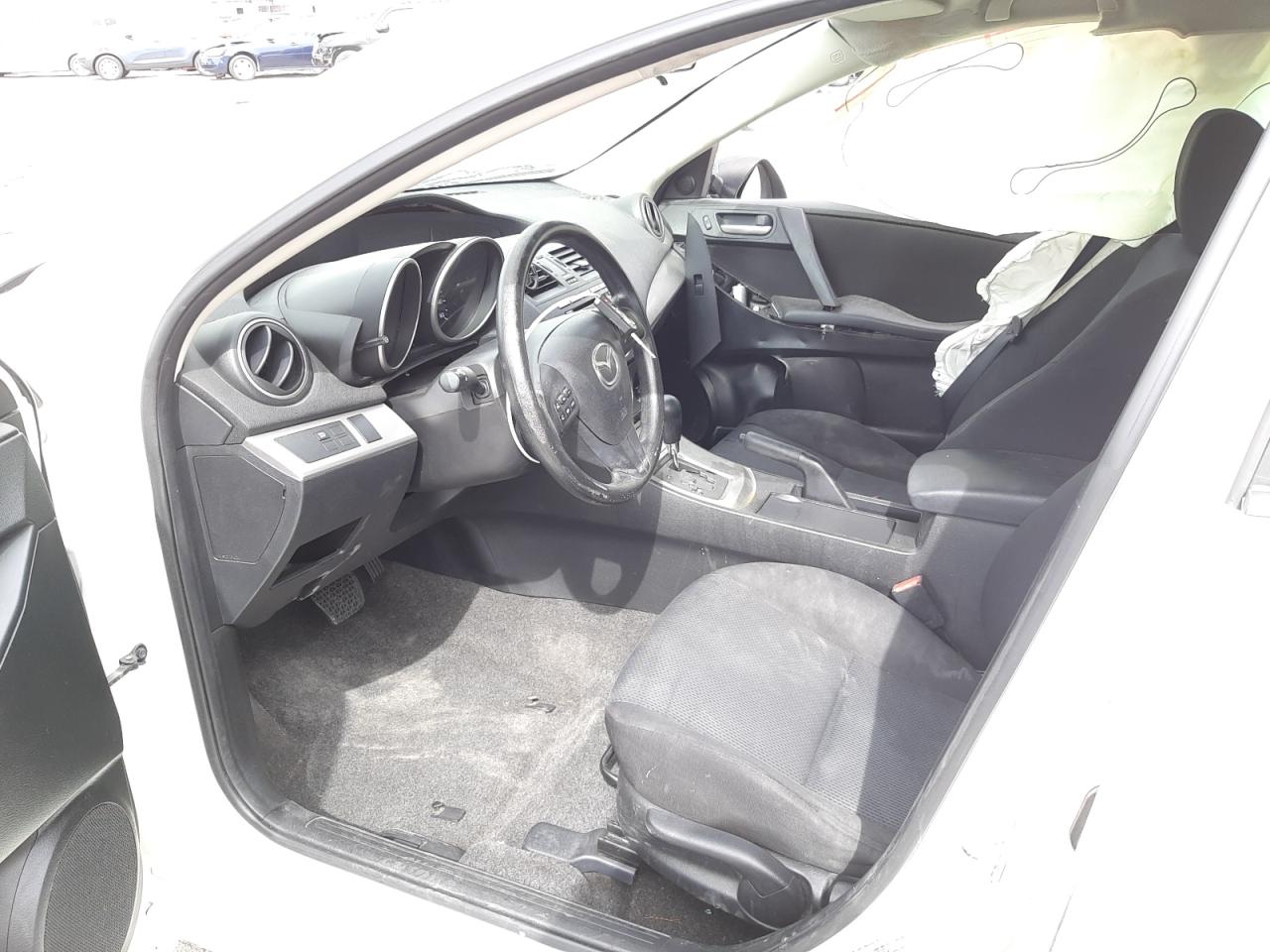 Photo 5 from auction – 2011 MAZDA 3 I with VIN JM1BL1VGXB1451462