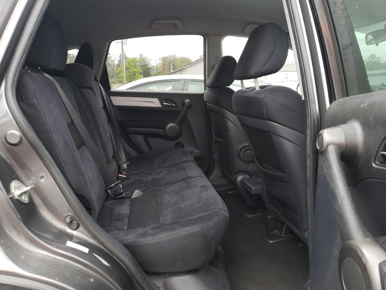 Photo 6 from auction – 2011 HONDA CR-V SE with VIN 5J6RE4H42BL094174
