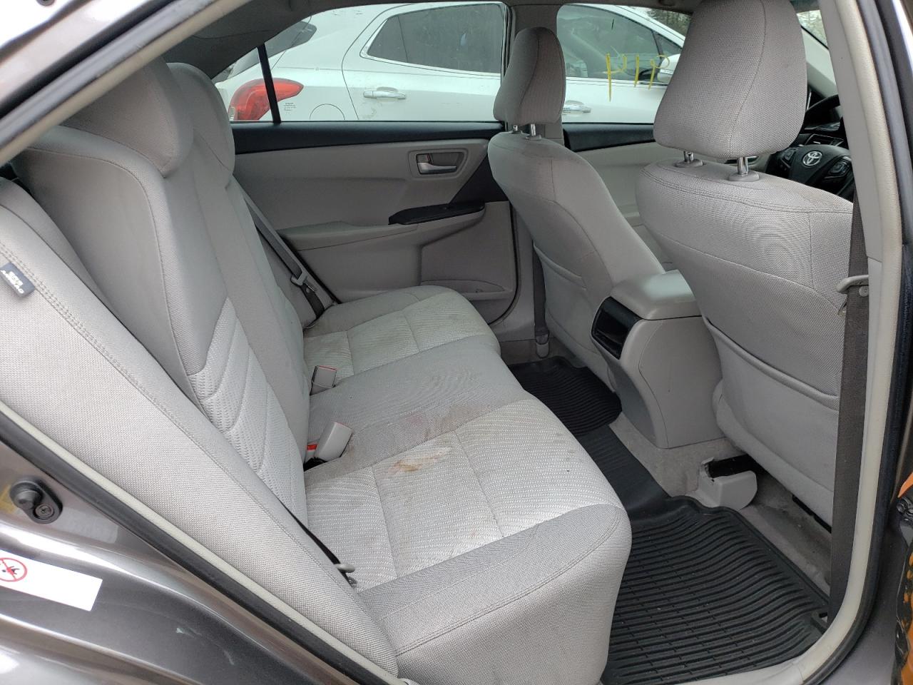 Photo 6 from auction – 2017 TOYOTA CAMRY LE with VIN 4T1BF1FK5HU275921