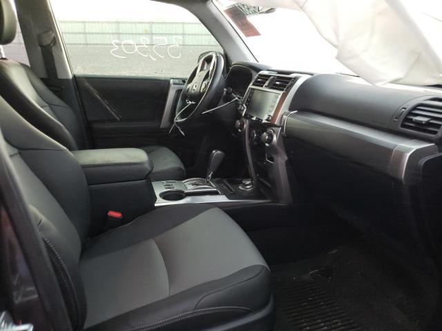 Photo 5 from auction – 2020 TOYOTA 4RUNNER SR with VIN JTEBU5JR3L5763317