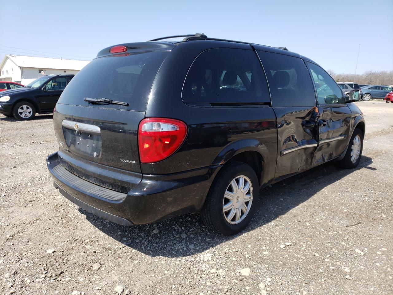 Photo 4 from auction – 2007 CHRYSLER TOWN & COU with VIN 2A4GP54L67R167548