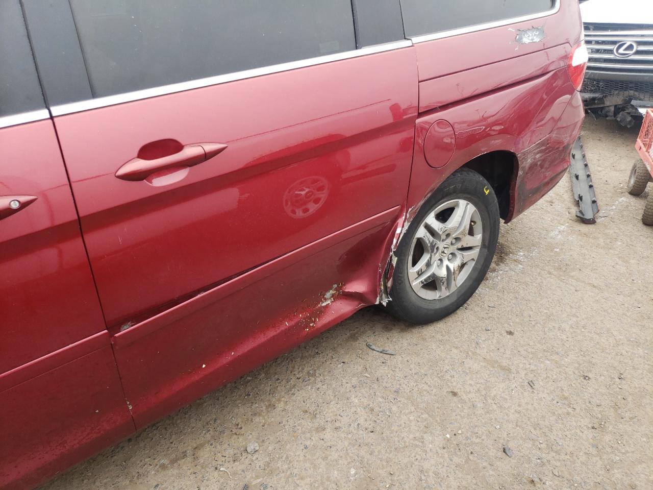 Photo 9 from auction – 2005 HONDA ODYSSEY EX with VIN 5FNRL38435B408931