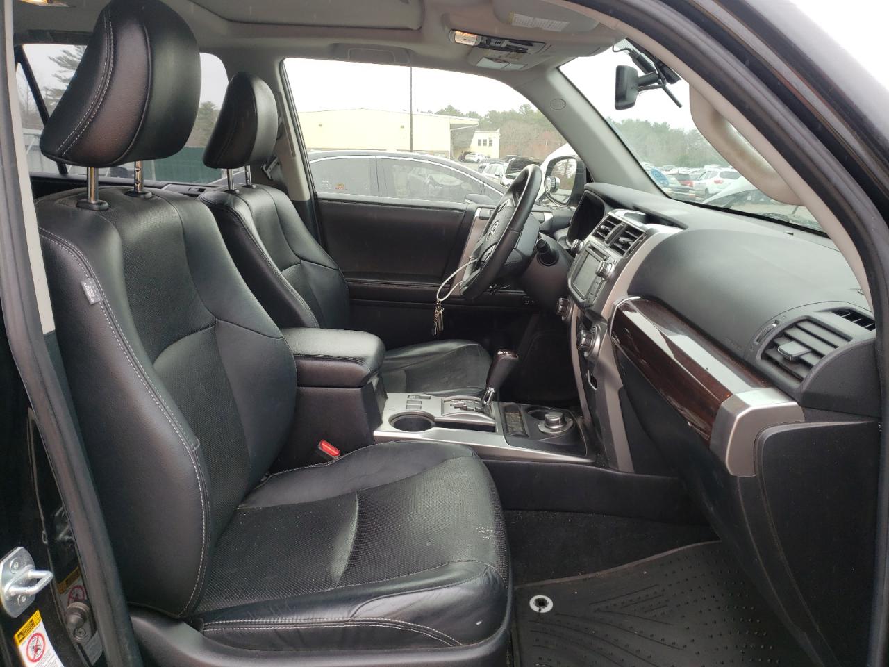 Photo 5 from auction – 2016 TOYOTA 4RUNNER SR with VIN JTEBU5JR7G5282198