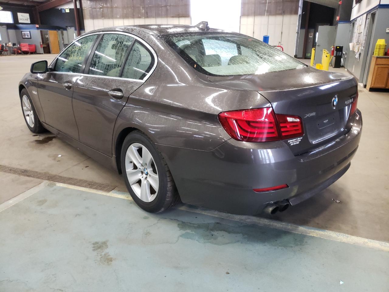 Photo 3 from auction – 2013 BMW 528 XI with VIN WBAXH5C58DDW14348