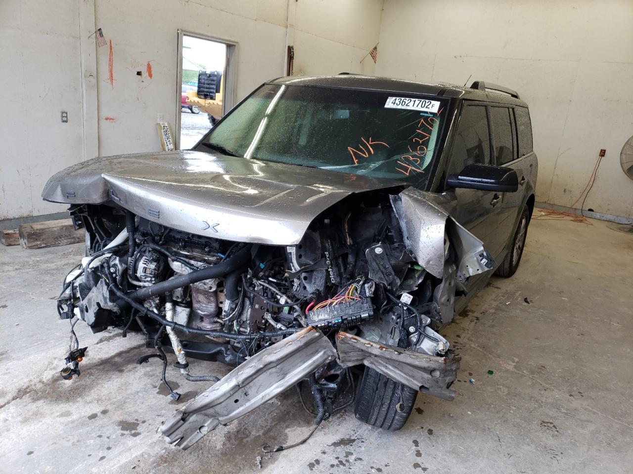 Photo 2 from auction – 2013 FORD FLEX SEL with VIN 2FMGK5C86DBD39711