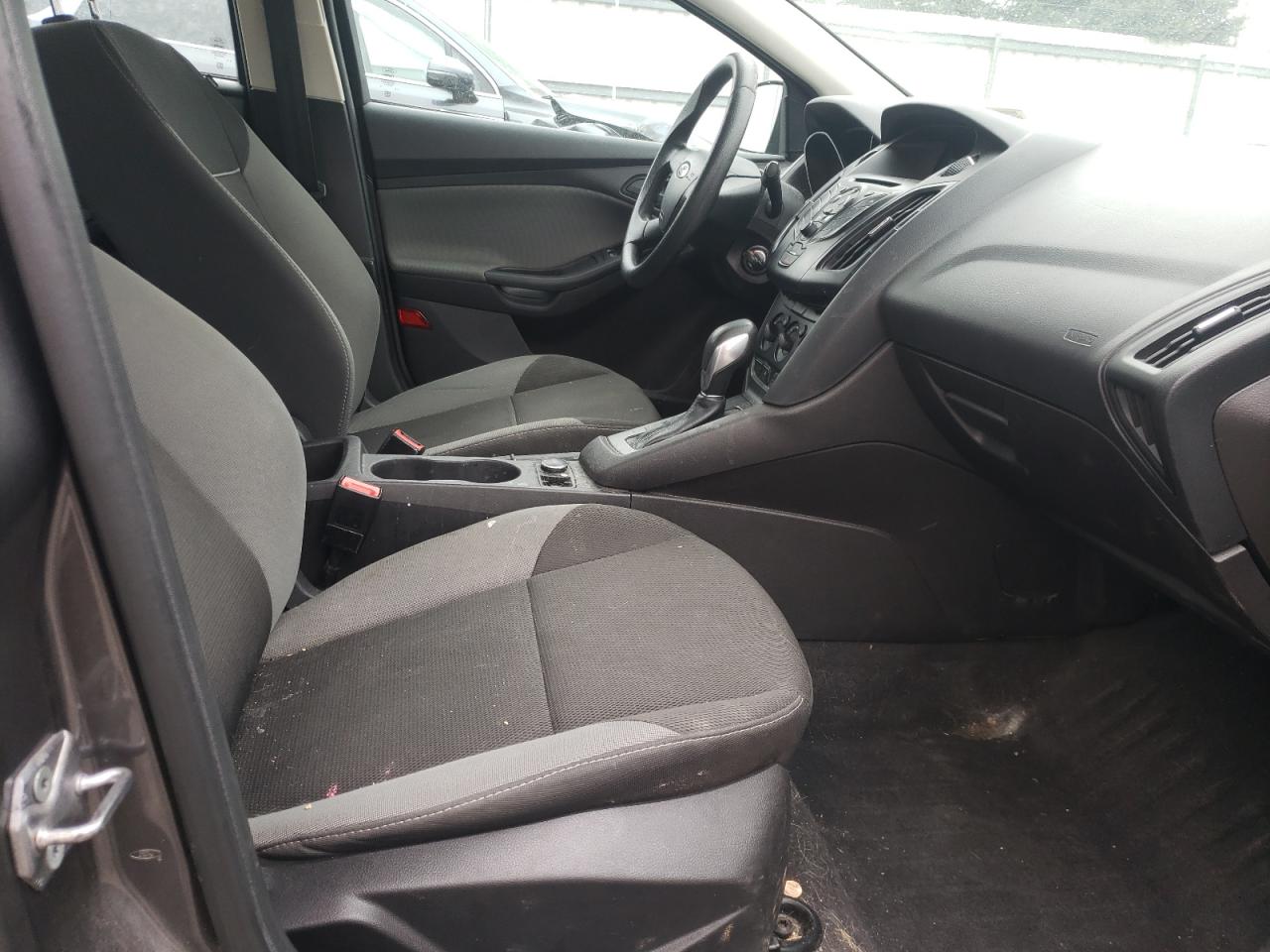 Photo 5 from auction – 2014 FORD FOCUS S with VIN 1FADP3E27EL249318