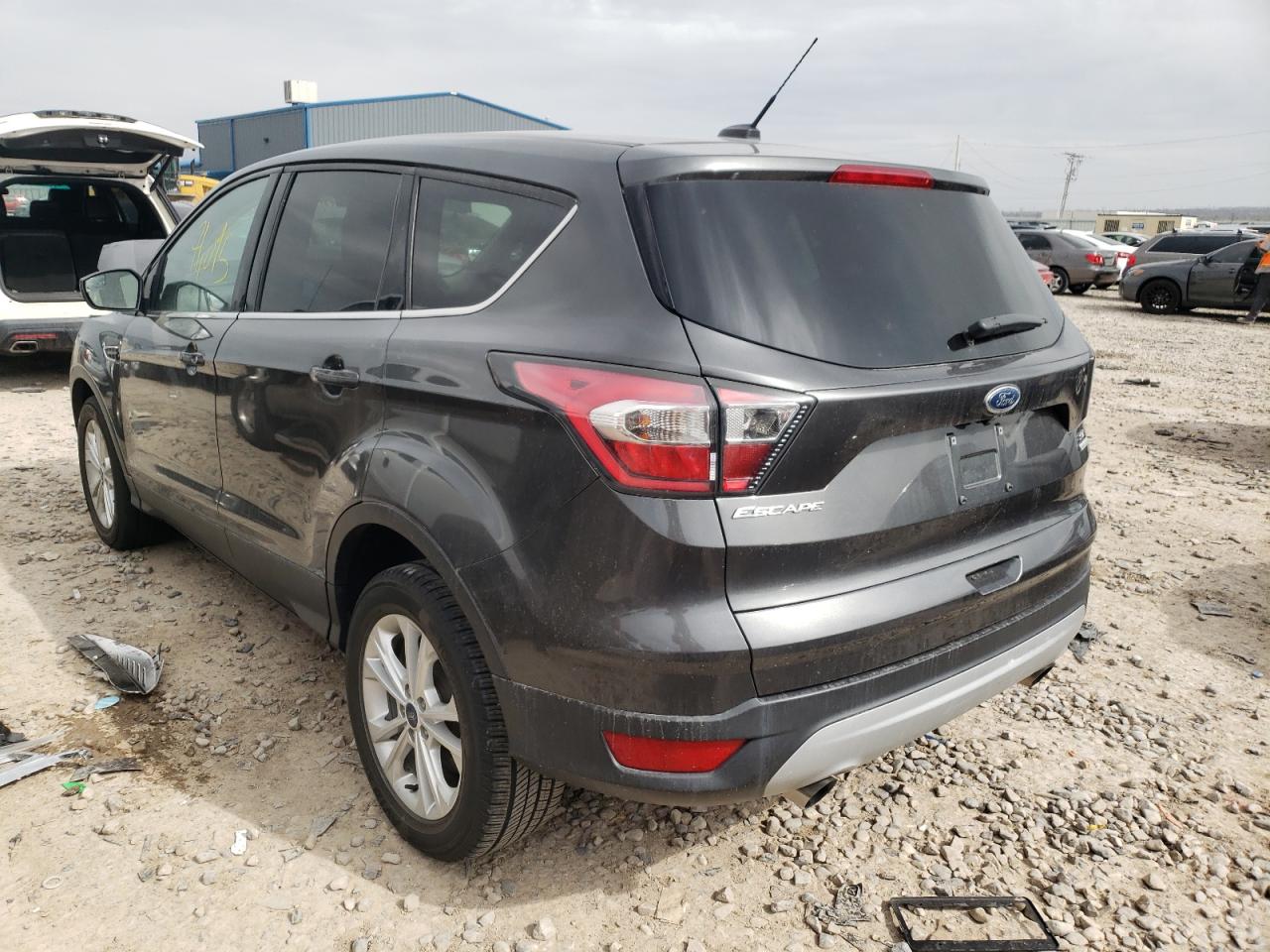 Photo 3 from auction – 2017 FORD ESCAPE SE with VIN 1FMCU0G94HUB46410