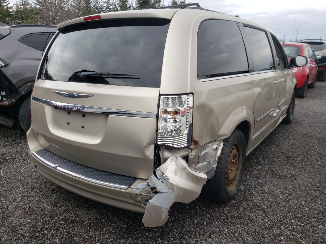 Photo 4 from auction – 2012 CHRYSLER TOWN & COU with VIN 2C4RC1BG8CR328498
