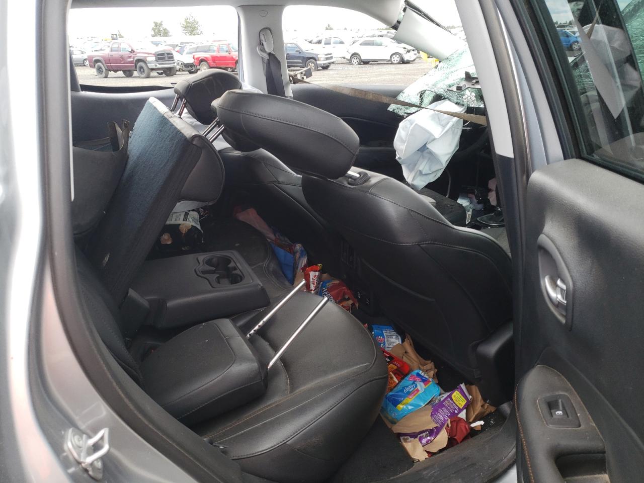 Photo 6 from auction – 2021 JEEP COMPASS LI with VIN 3C4NJDCB1MT601708