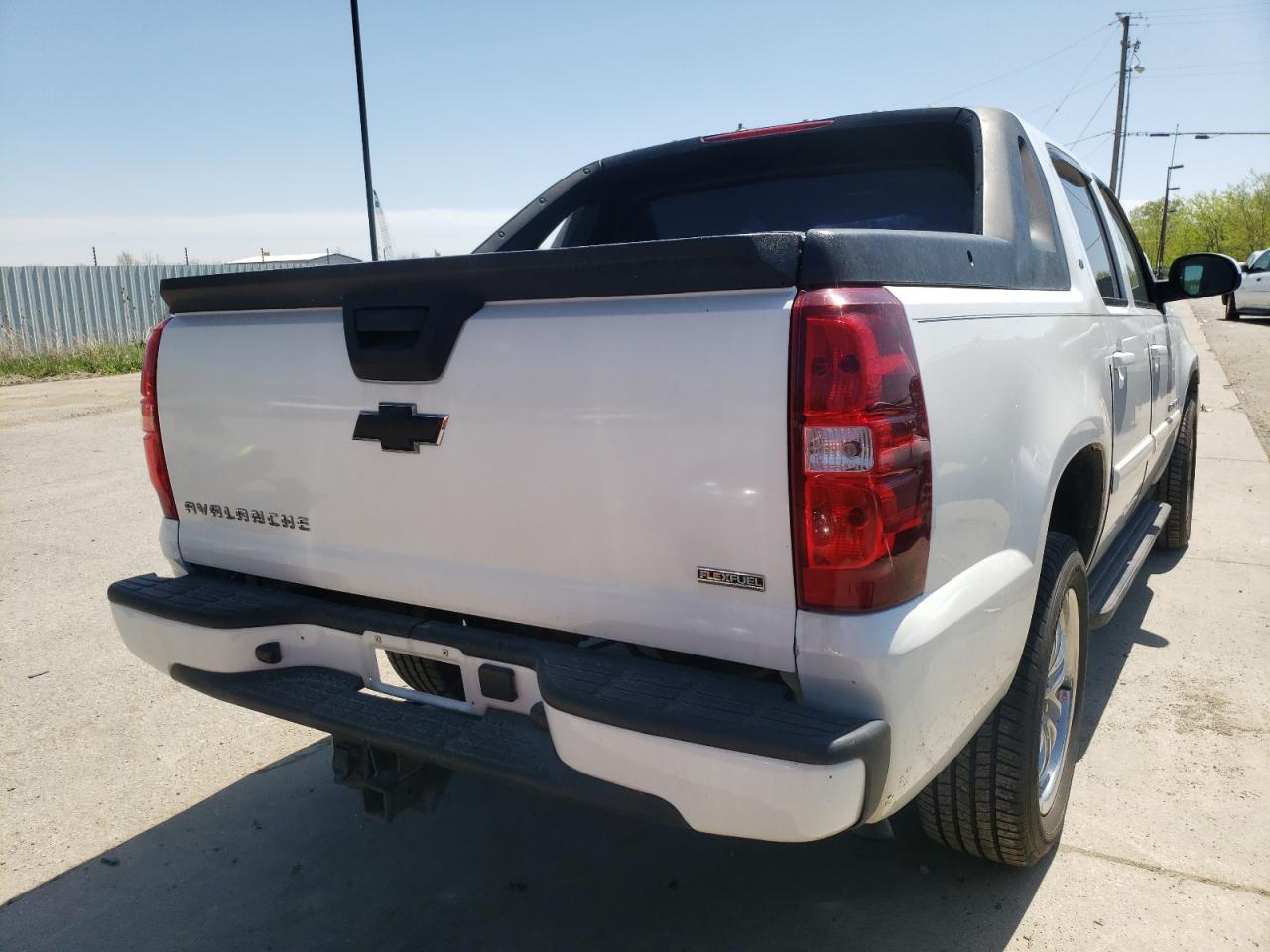 Photo 4 from auction – 2007 CHEVROLET AVALANCHE with VIN 3GNEC12067G243471