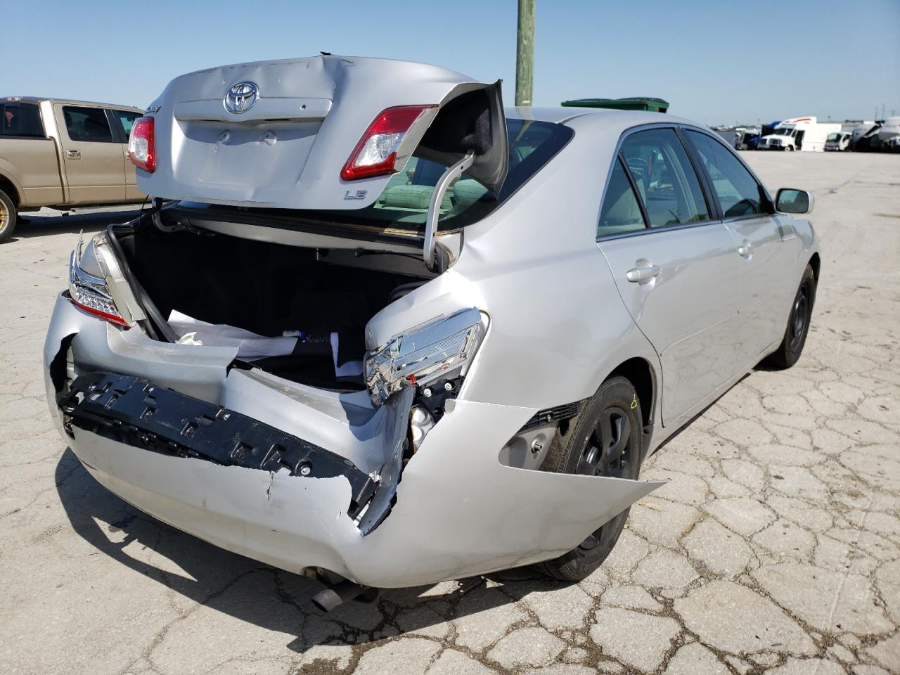 Photo 9 from auction – 2010 TOYOTA CAMRY BASE with VIN 4T1BF3EK5AU012024