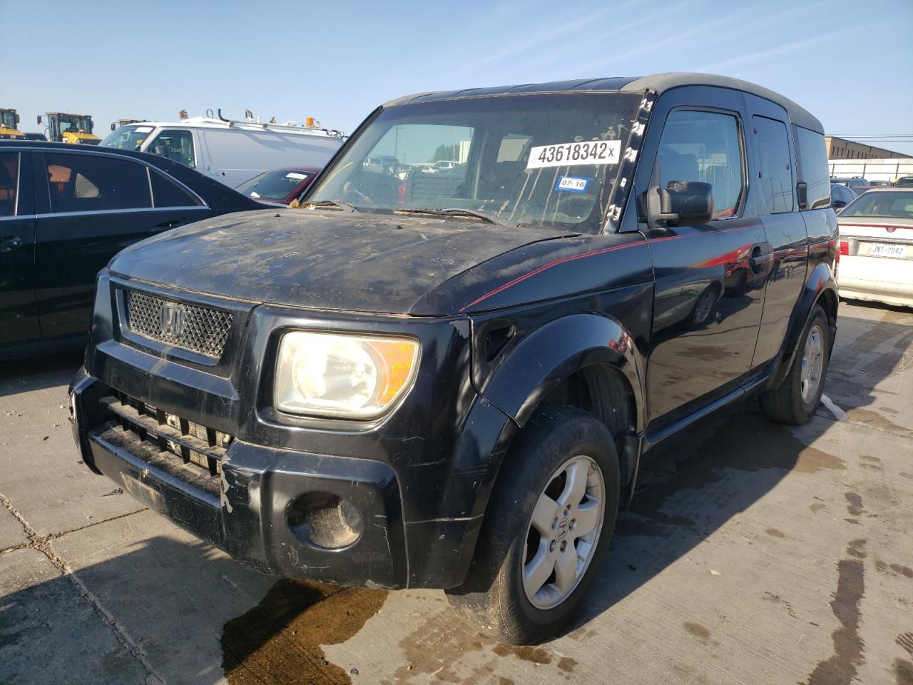 Photo 2 from auction – 2003 HONDA ELEMENT DX with VIN 5J6YH28243L008404