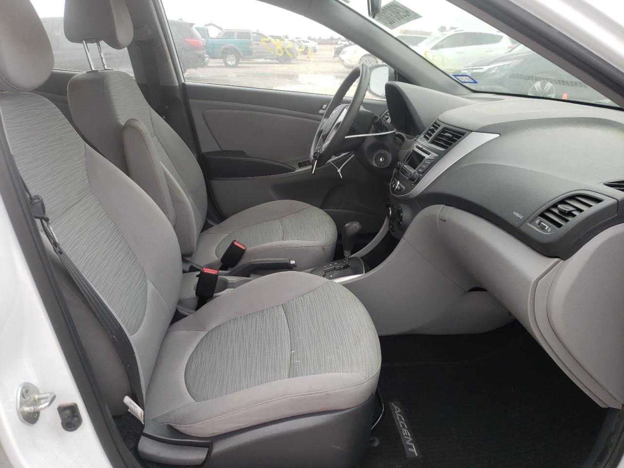 Photo 5 from auction – 2016 HYUNDAI ACCENT SE with VIN KMHCT4AE1GU139333