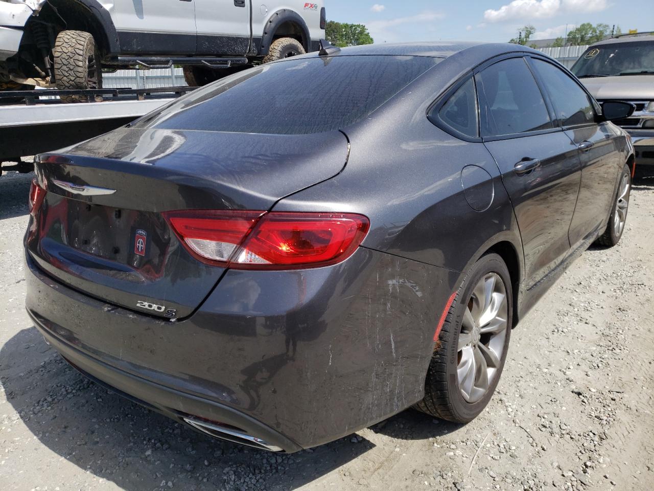 Photo 4 from auction – 2015 CHRYSLER 200 S with VIN 1C3CCCBG3FN518801