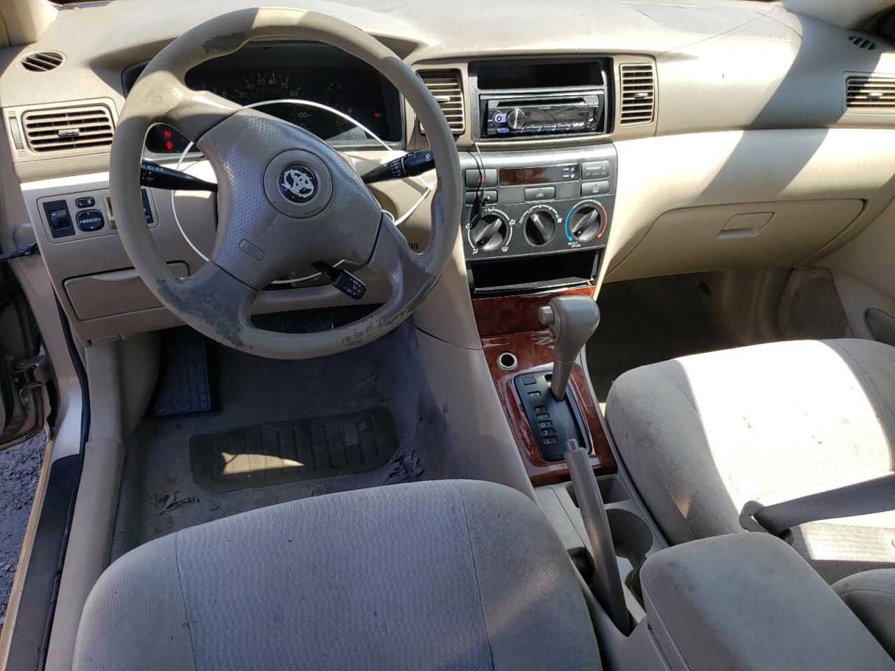 Photo 9 from auction – 2006 TOYOTA COROLLA CE with VIN 1NXBR32E86Z739252