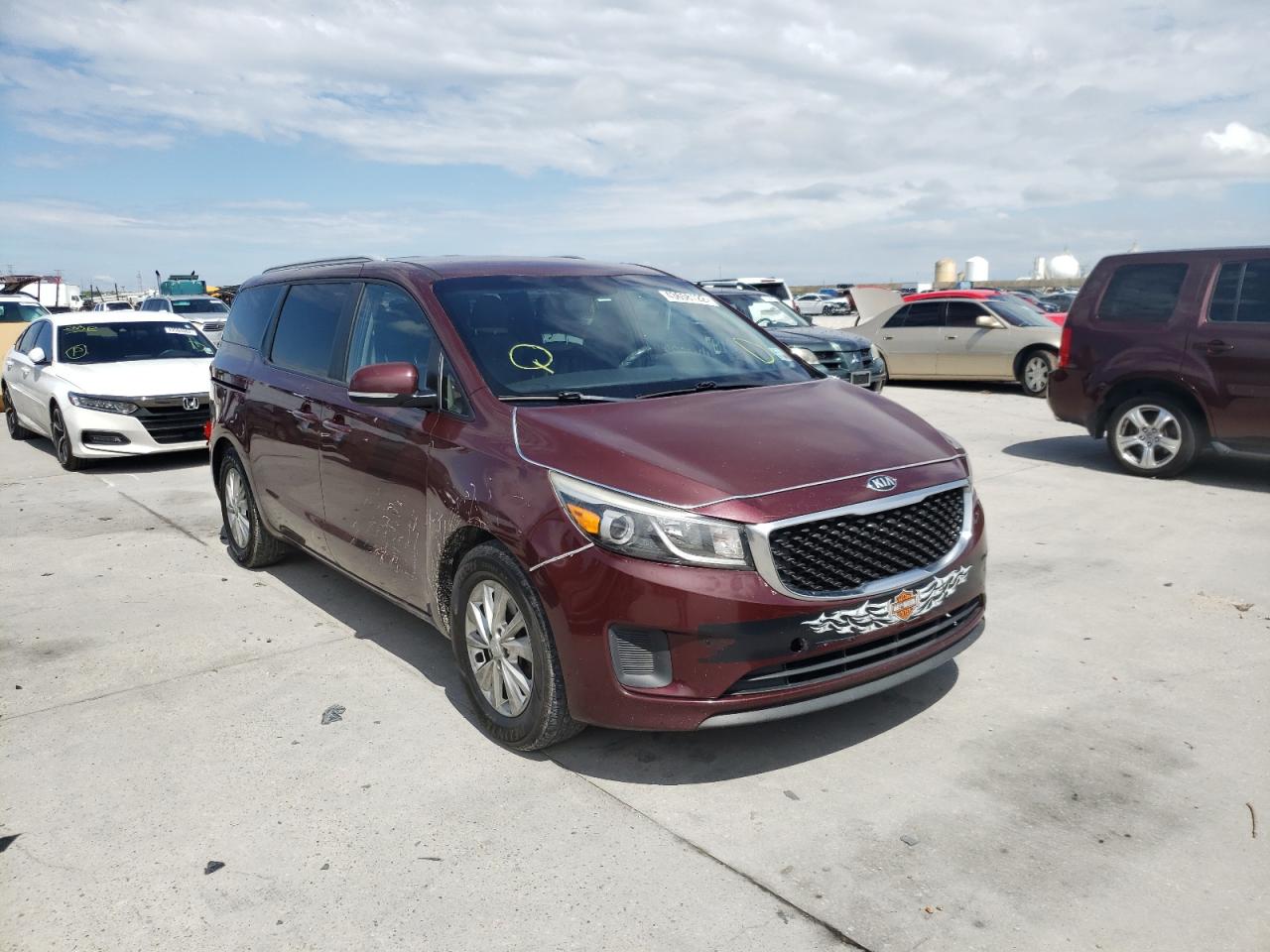 KIA SEDONA LX 2015 with VIN KNDMB5C15F6040190 - Photo from auction