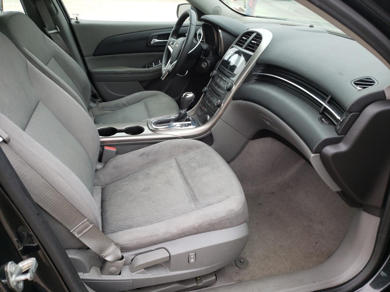 Photo 5 from auction – 2013 CHEVROLET MALIBU with VIN 1G11B5SA8DF195651