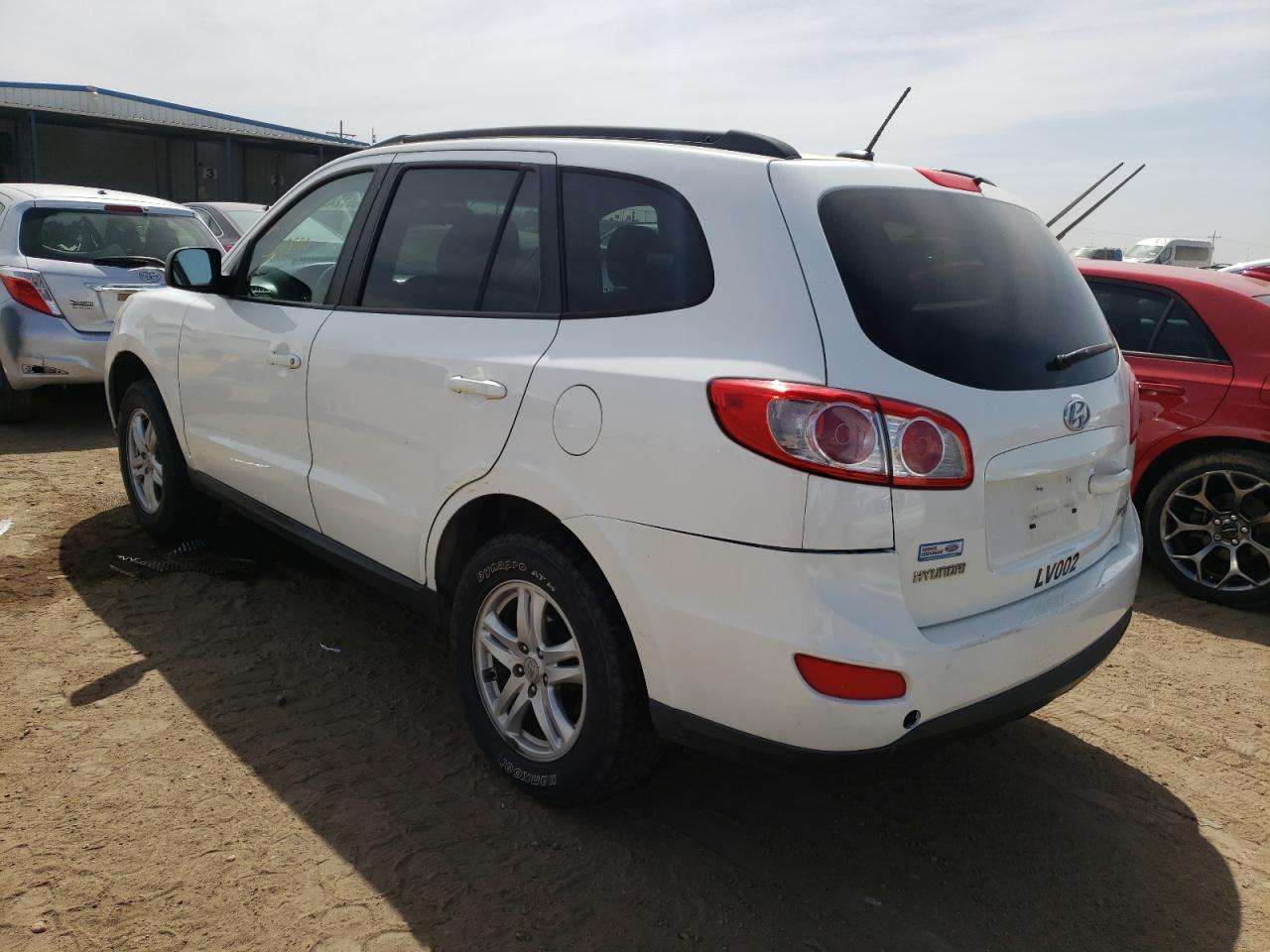 Photo 3 from auction – 2010 HYUNDAI SANTA FE G with VIN 5NMSGDAB7AH368396
