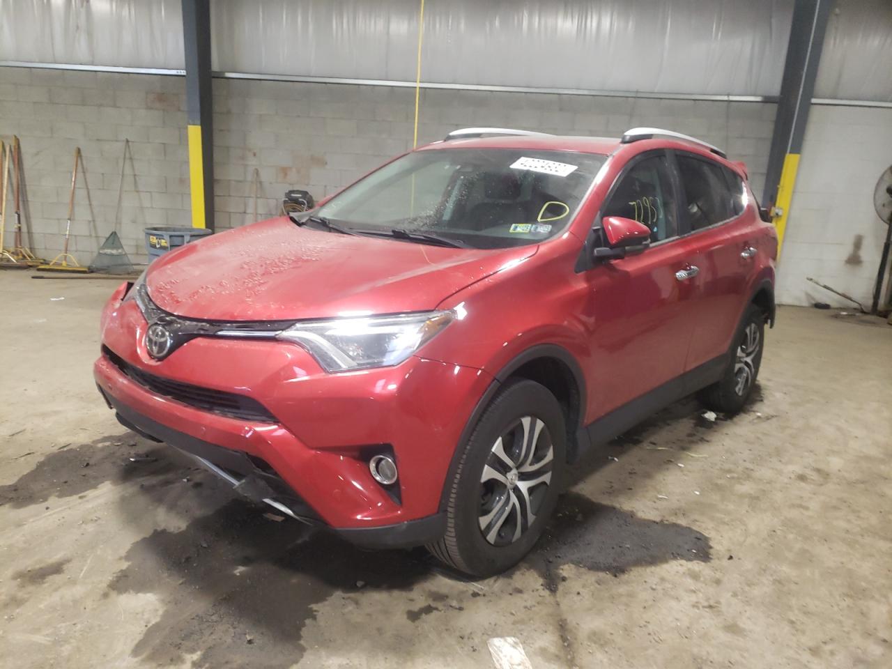 Photo 2 from auction – 2016 TOYOTA RAV4 LIMIT with VIN 2T3DFREV0GW480040