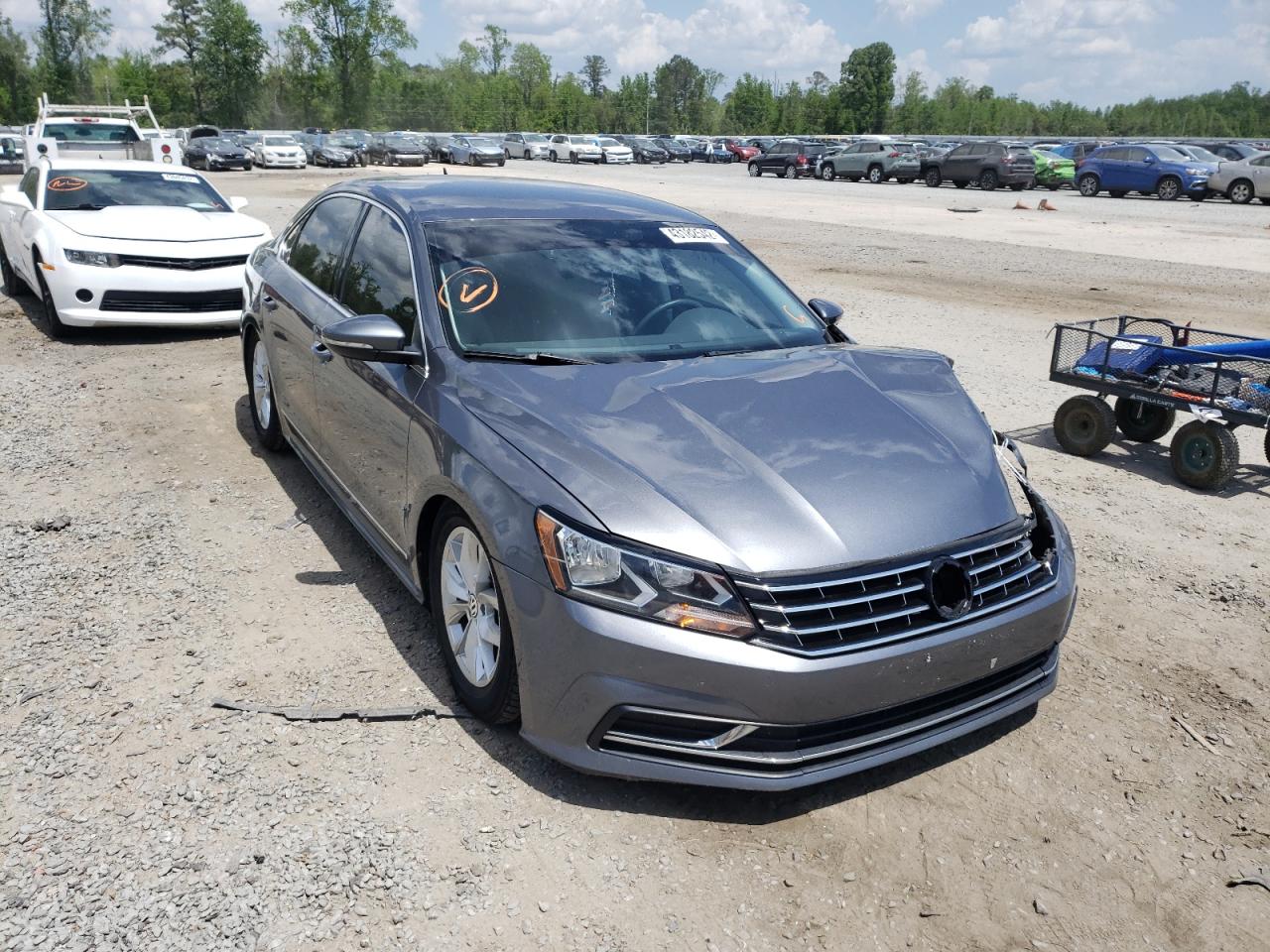 VOLKSWAGEN PASSAT S 2016 with VIN 1VWAT7A32GC040129 - Photo from auction
