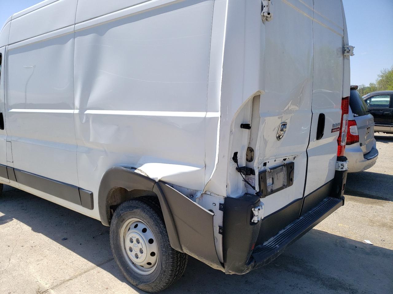 Photo 9 from auction – 2019 RAM PROMASTER with VIN 3C6TRVCG9KE539923
