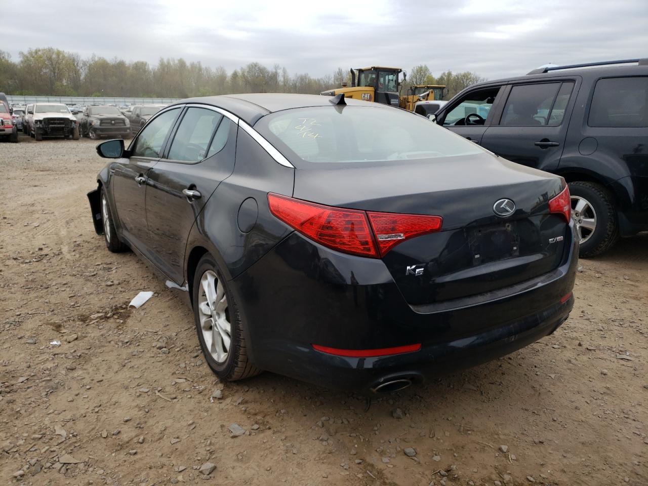Photo 3 from auction – 2013 KIA OPTIMA EX with VIN 5XXGN4A7XDG224173
