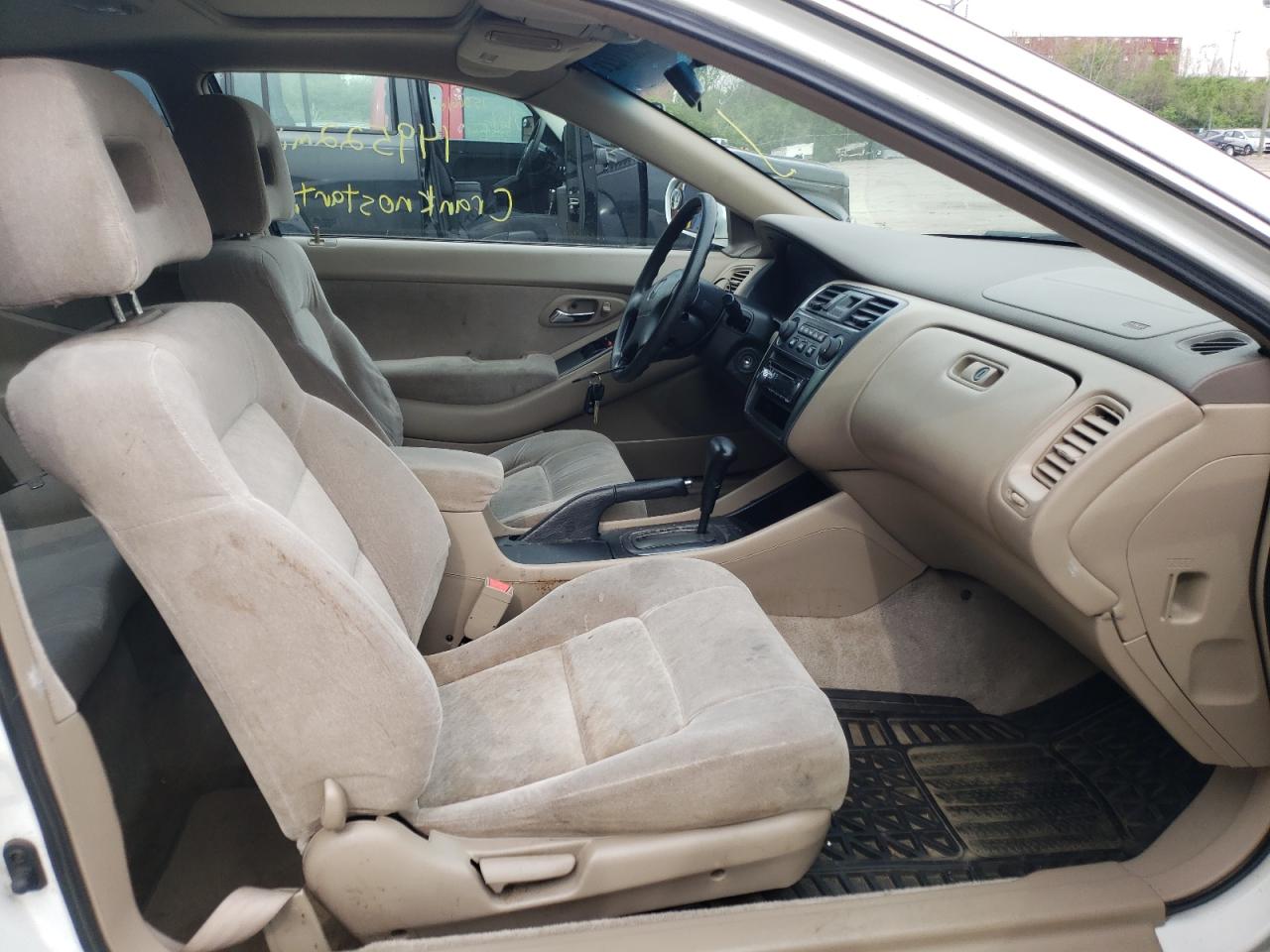 Photo 5 from auction – 2002 HONDA ACCORD with VIN 1HGCG32002A025132