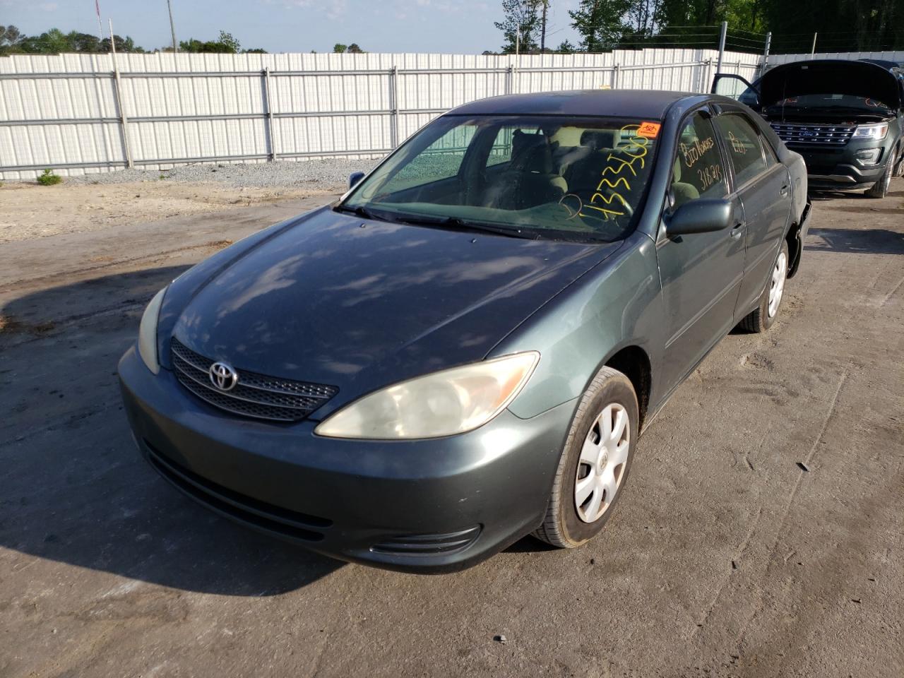 Photo 2 from auction – 2002 TOYOTA CAMRY LE with VIN 4T1BE32K82U595021