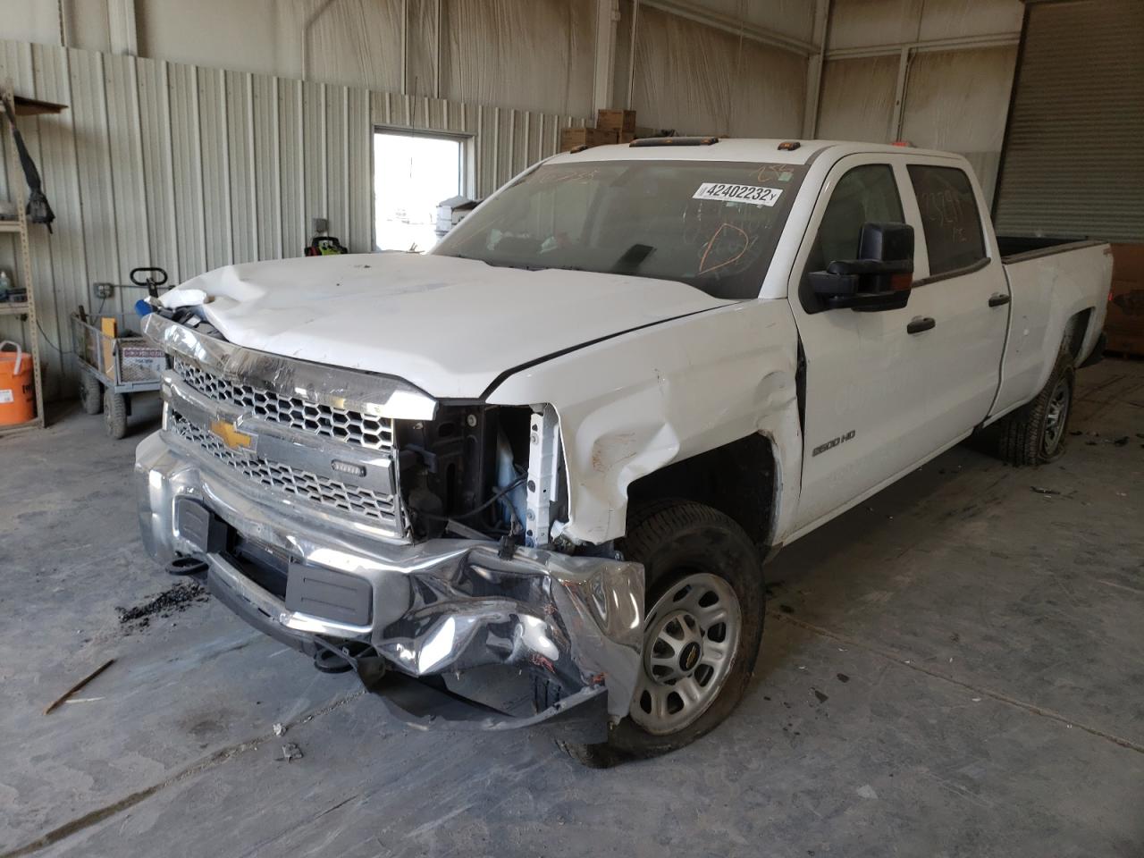 Photo 2 from auction – 2019 CHEVROLET SILVERADO with VIN 1GC1KREG1KF226735