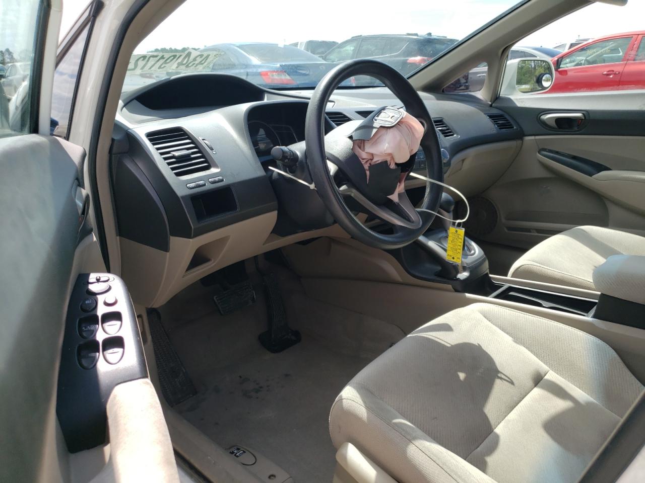 Photo 9 from auction – 2010 HONDA CIVIC LX with VIN 2HGFA1F58AH586641