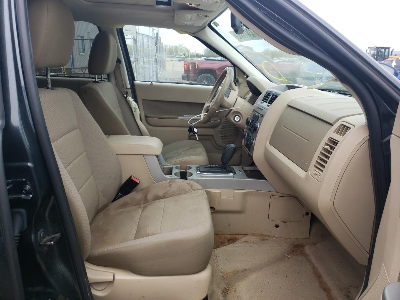 Photo 5 from auction – 2009 FORD ESCAPE XLT with VIN 1FMCU03729KC69219