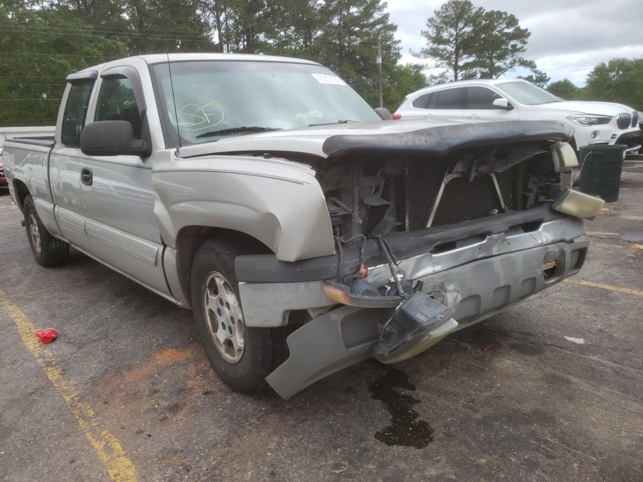 CHEVROLET SILVERADO 2004 with VIN 2GCEC19V141261682 - Photo from auction