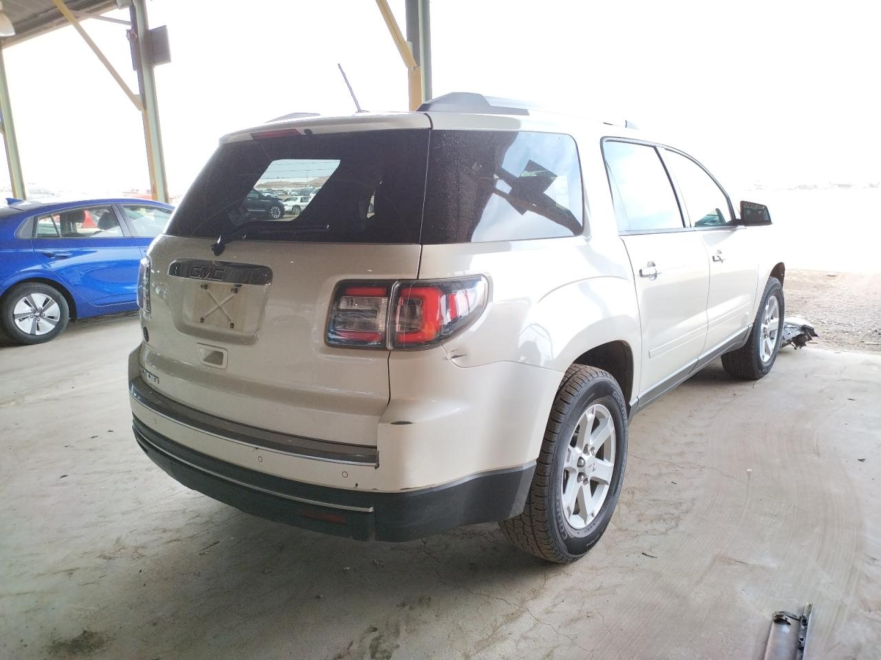 Photo 4 from auction – 2015 GMC ACADIA SLE with VIN 1GKKRPKDXFJ198097