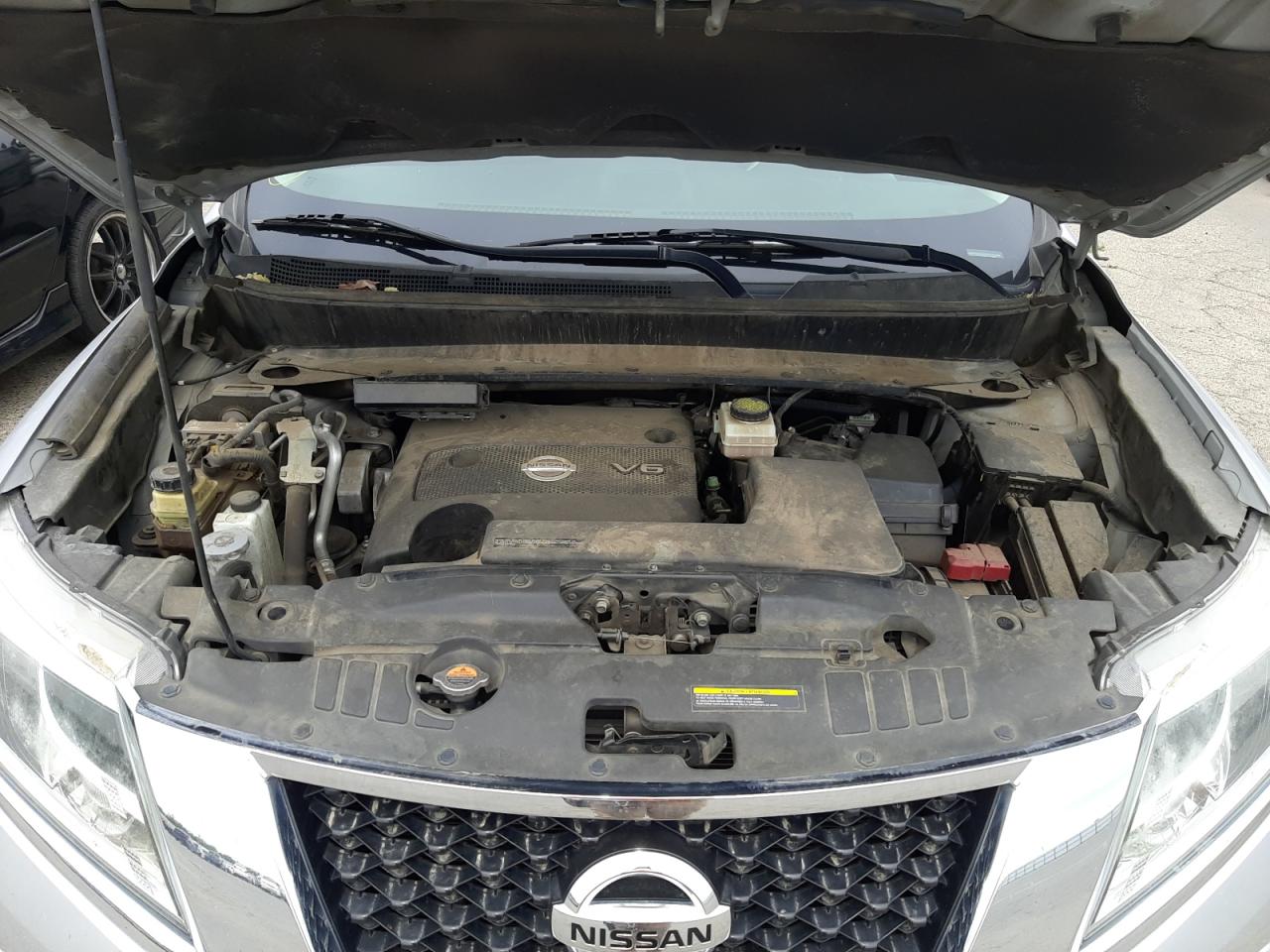 Photo 7 from auction – 2014 NISSAN PATHFINDER with VIN 5N1AR2MN6EC615925