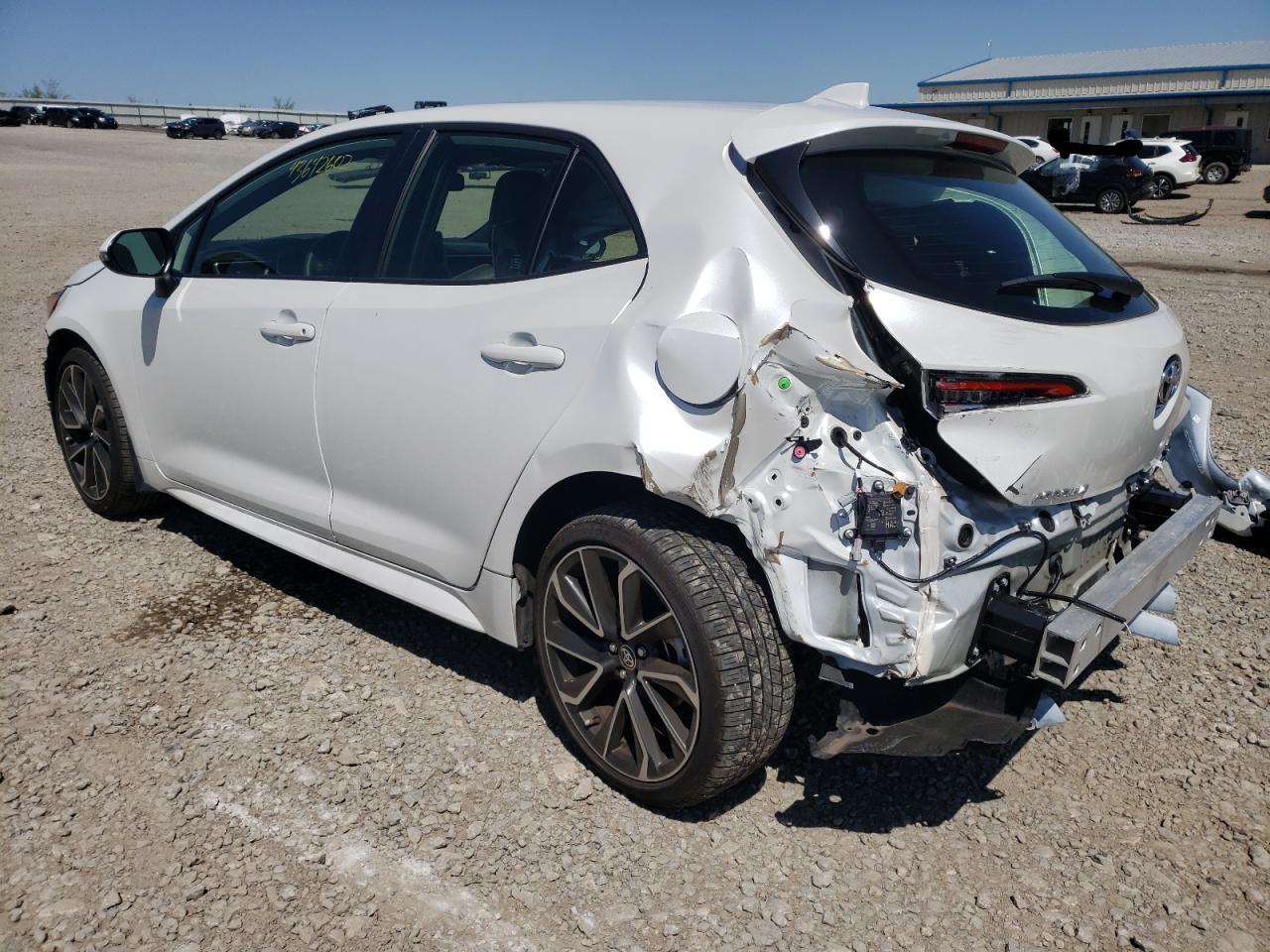 Photo 3 from auction – 2021 TOYOTA COROLLA XS with VIN JTNC4MBE8M3141741