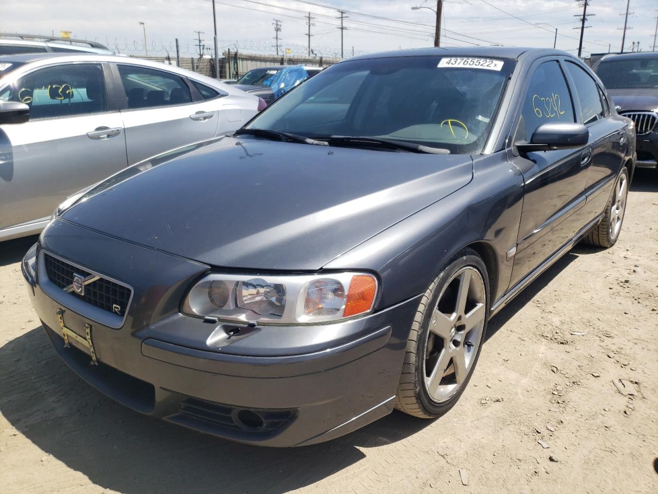 Photo 2 from auction – 2006 VOLVO S60 R with VIN YV1RH527362512849