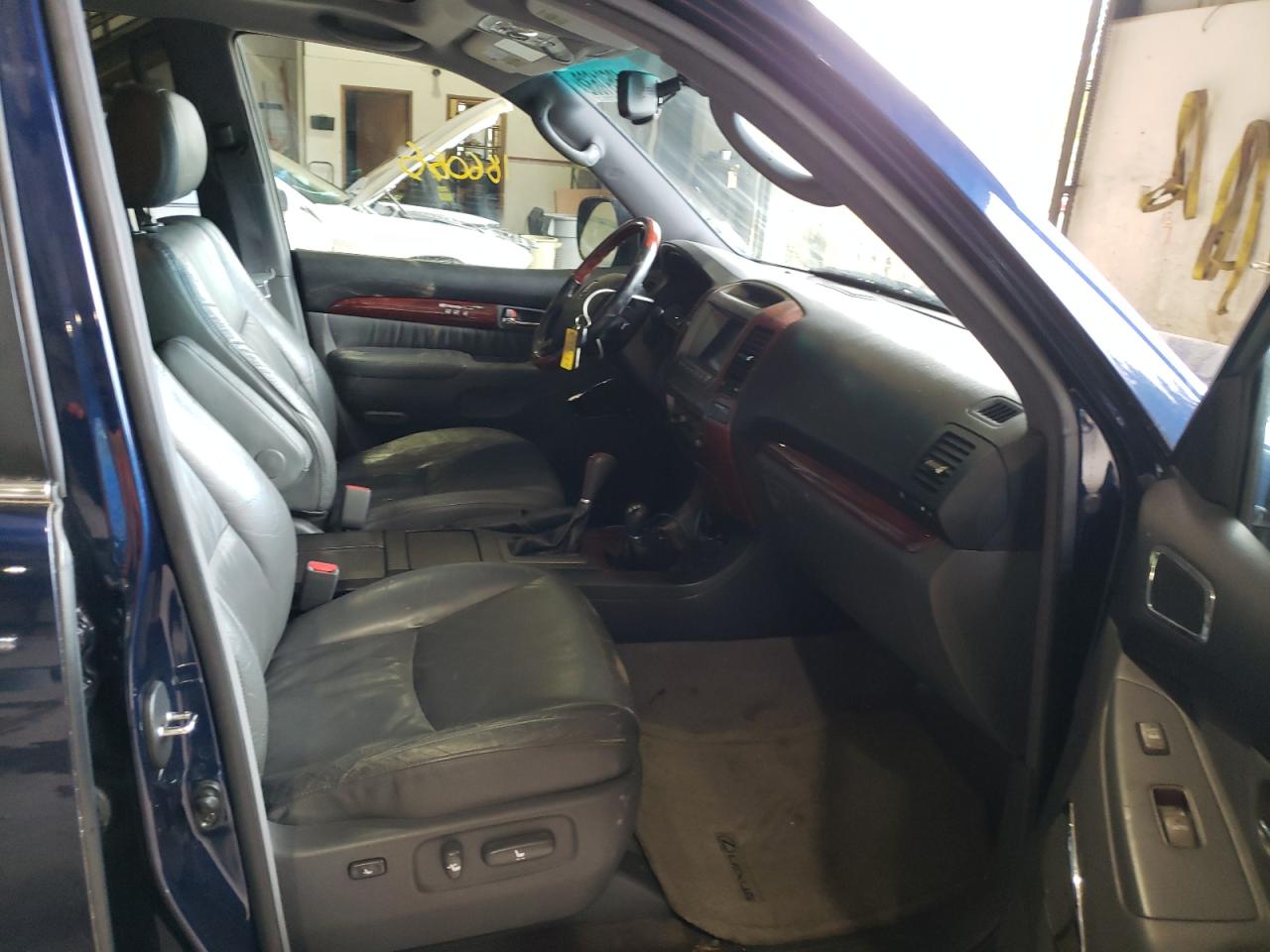 Photo 5 from auction – 2009 LEXUS GX 470 with VIN JTJBT20X790179026
